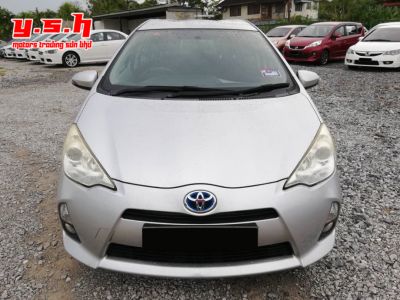 TOYOTA PRIUS C 1.5 AUTO 2012