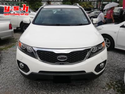 KIA SORENTO 2.4 AWD AUTO 2013