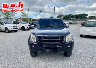 BODY PRICE • ISUZU DMAX 4x2 2.5 MANUAL 2009