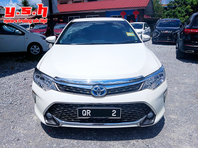TOYOTA CAMRY 2.5L HYBRID AUTO 2015