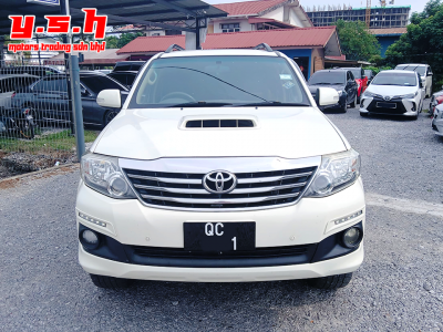TOYOTA FORTUNER 2.5G (DIESEL) AUTO 2013