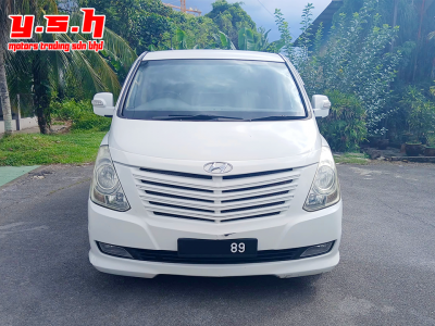 HYUNDAI STAREX 2.5 GLS AUTO 2010