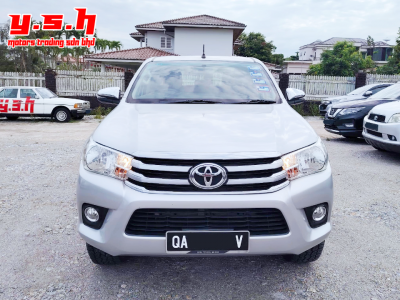 TOYOTA HILUX D/CAB 2.4G MT 4X4 MANUAL 2018
