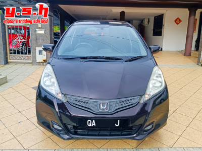 HONDA JAZZ 1.5L I-VTEC AUTO 2014