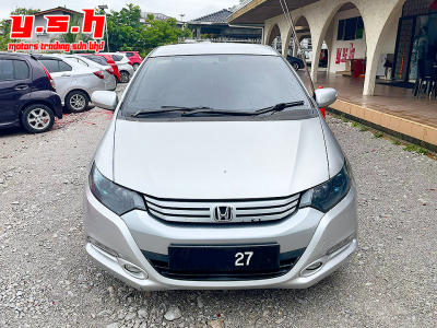 BODY PRICE . HONDA INSIGHT HYBRID 1.4 AUTO 2011
