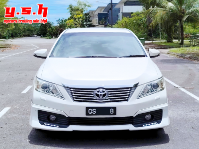 TOYOTA CAMRY 2.5V AUTO 2012