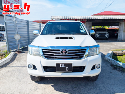 TOYOTA HILUX D/CAB 3.0 G AUTO 2014