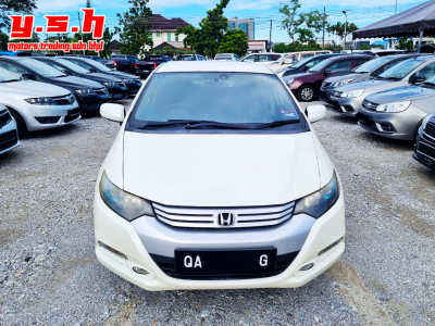 BODY PRICE . HONDA INSIGHT HYBRID 1.3 AUTO 2011