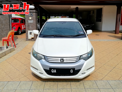 BODY PRICE . HONDA INSIGHT HYBRID 1.3 AUTO 2011