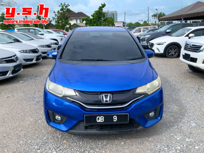 BODY PRICE . HONDA JAZZ 1.5L V AUTO 2014
