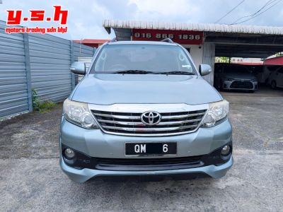 TOYOTA FORTUNER 2.7 V PETROL AUTO 2013