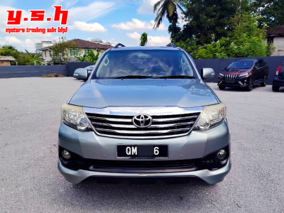 TOYOTA FORTUNER 2.7 V PETROL AUTO 2013