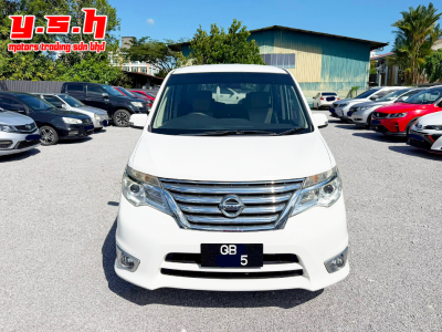 NISSAN SERENA 2.0L CVT H/STAR S-HYBRID AUTO 2014