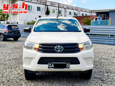 BODY PRICE . TOYOTA HILUX S/CAB 2.4 MT 4X4 MANUAL 2021