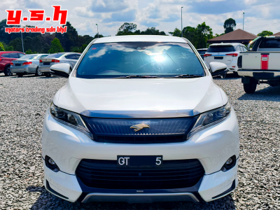 TOYOTA HARRIER 2.0 AUTO 2014/16