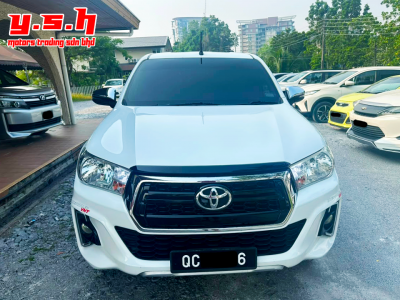 TOYOTA HILUX D/CAB 2.4LE 4X4 AUTO 2020
