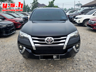 TOYOTA FORTUNER 2.7 PETROL 4X4 AUTO 2017