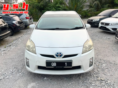 BODY PRICE . TOYOTA PRIUS 1.8 CVT AUTO 2011