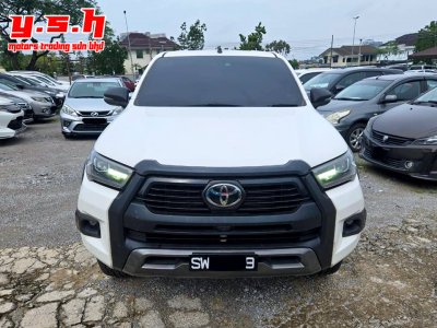 TOYOTA HILUX D/C 2.8 AT 4X4 AUTO 2022